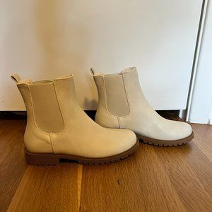 COPY - NWOB Loft Faux Fur Lined Chelsea Boots